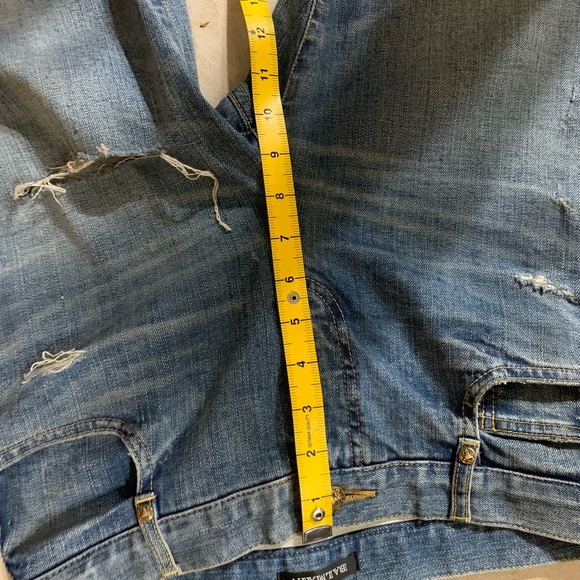 Balmain high waisted distressed jeans in size 26. Luxury denim-worn once! EUC - Picture 11 of 16